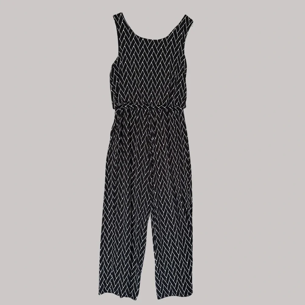 Soho Jumpsuit Womens Size Medium Black White Casual Basic‎ Y2K Liquid Knit